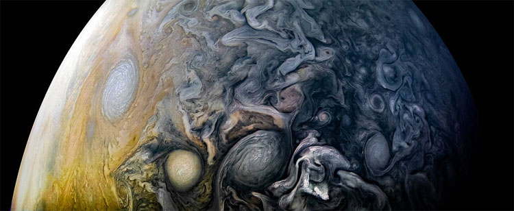 Picture 2 of A beautiful Jupiter Jupiter under the view of the Juno ship