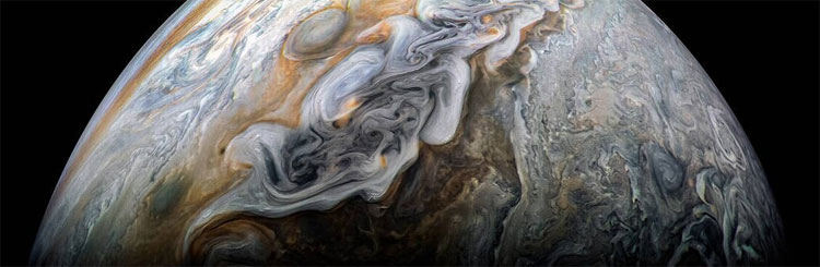 Picture 4 of A beautiful Jupiter Jupiter under the view of the Juno ship