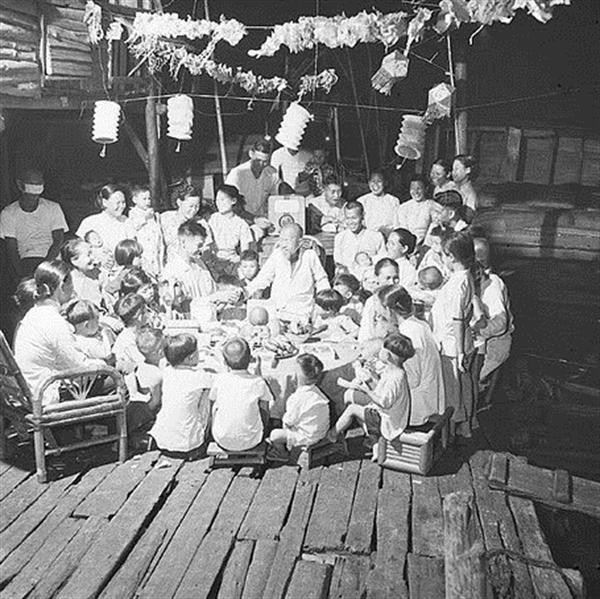 Picture 10 of A bunch of nostalgic images of the old Mid-Autumn Festival