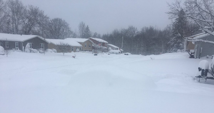 Picture 5 of A series of cars disappeared because of the record phenomenon in the US city