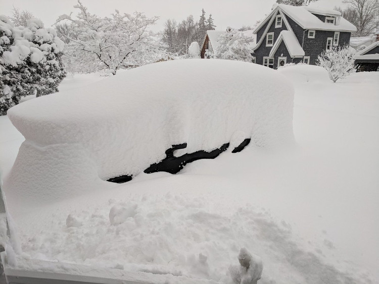 Picture 6 of A series of cars disappeared because of the record phenomenon in the US city