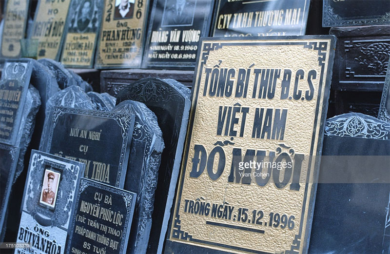 Picture 20 of A series of photos to live in Hanoi 20 years ago by Yvan Cohen