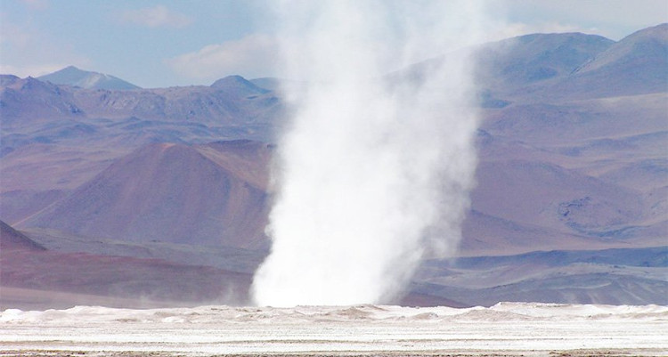Picture 2 of A strange crystal whirlpool on the top of the Andes