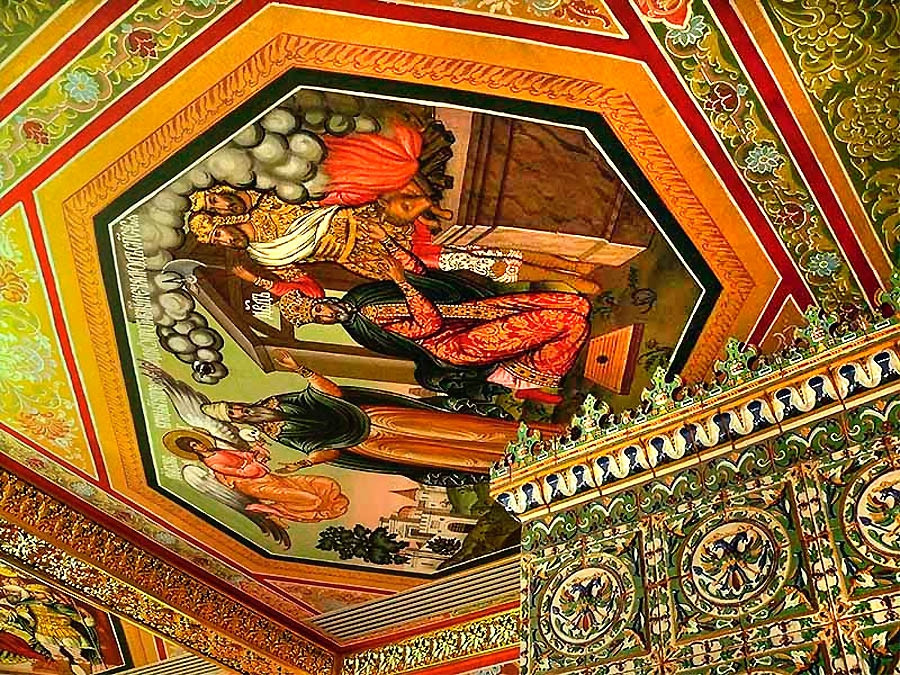 Picture 12 of Admire the beautiful summer palace in Russia