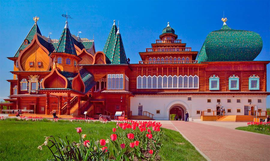 Picture 7 of Admire the beautiful summer palace in Russia