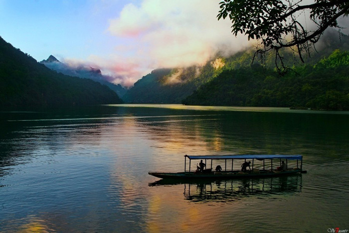 Picture 8 of Admire the beauty of dawn on every part of the country
