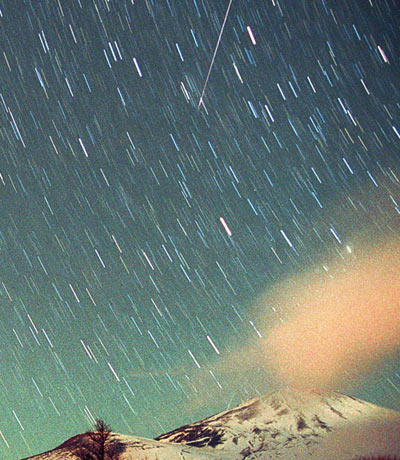 Picture 9 of Admire the mysterious meteor shower