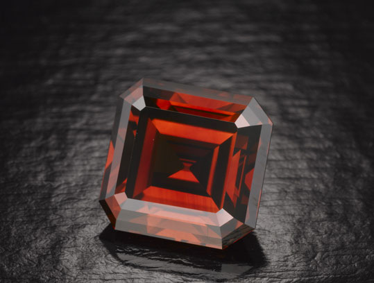 Picture 1 of Adventure of mysterious red diamond