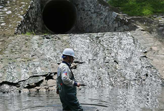 Picture 11 of After 20 days of experimental Japanese experts, how is the water in the To Lich River?