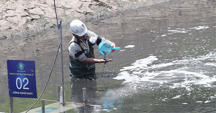 Picture 4 of After 20 days of experimental Japanese experts, how is the water in the To Lich River?