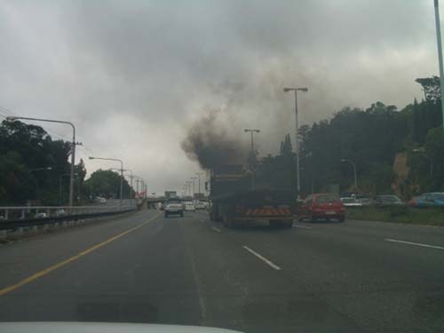 Picture 1 of Air pollution causes harm to the heart