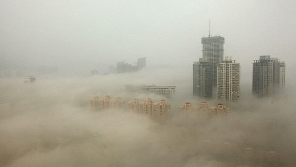 Picture 1 of Air pollution from China flooded into Vietnam in the winter