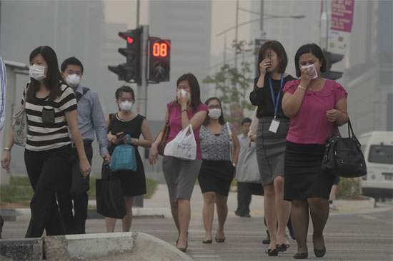 Picture 1 of Air pollution in Singapore reached a record