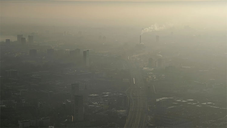 Picture 1 of Air pollution increases the risk of throat cancer