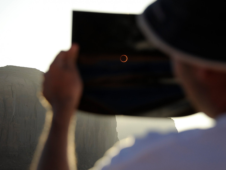Picture 4 of Amazing phenomenon - the annular fire ring glows in the sky on September 1