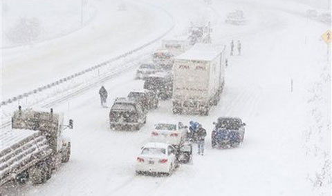 Picture 6 of America sinks in the early snowstorm