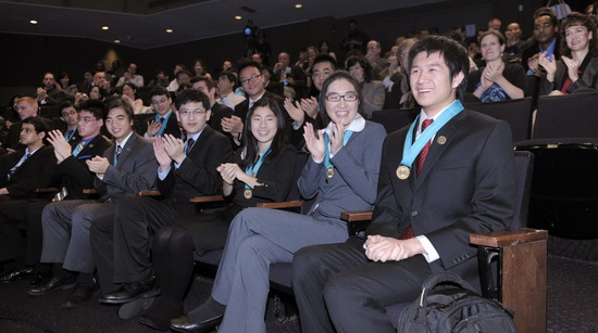 Picture 1 of American students win a $ 100,000 science prize