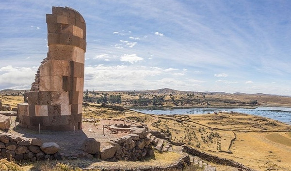 Picture 2 of An odd ancient tower tomb population in Peru