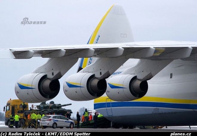 Picture 7 of An-225, the world's largest transport aircraft