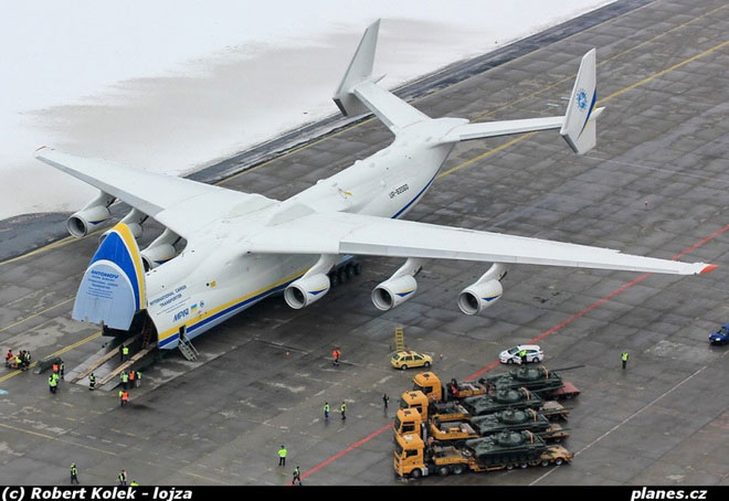 Picture 8 of An-225, the world's largest transport aircraft