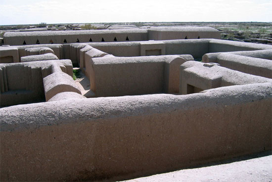 Picture 3 of Ancient mysteries appear in the Turkmenistan desert