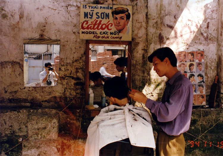Picture 10 of Ancient streets of Hanoi in the 90s in pictures of Japanese Ambassador
