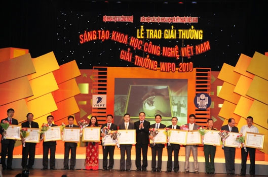 Picture 1 of Announcement of Vietnam Science and Technology Innovation Award