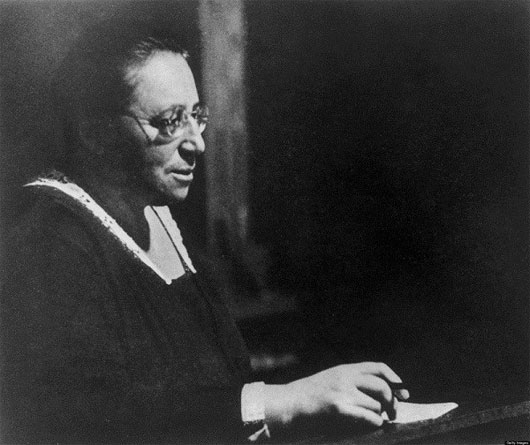Picture 3 of Anonymous female scientists contribute to changing the world