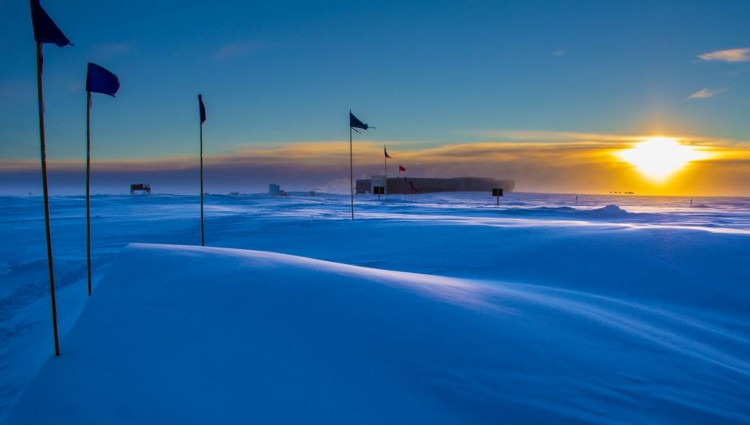 Picture 1 of Antarctica: CO2 density is record high after 4 million years