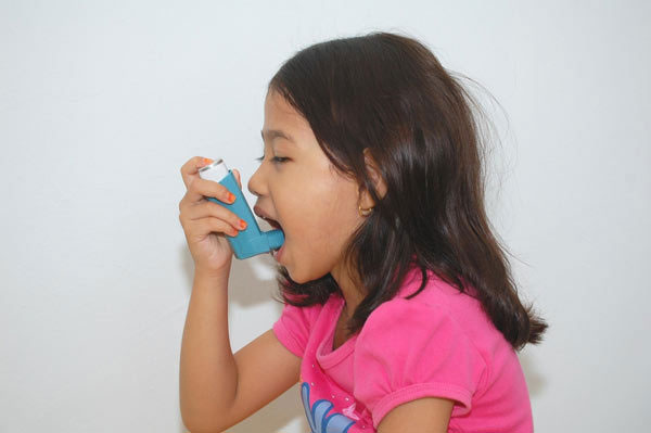 Picture 1 of Antibiotics increase the risk of asthma in children