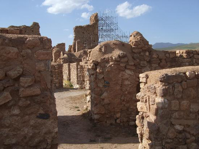 Picture 6 of Archaeological area Takht-E Soleyman
