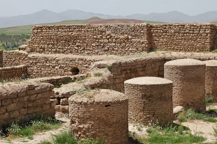 Picture 8 of Archaeological area Takht-E Soleyman