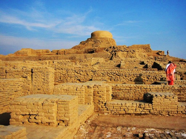 Picture 9 of Archaeological findings 'cannot explain'