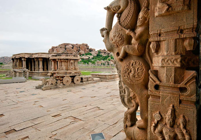 Picture 4 of Architectural ensemble at Hampi - India