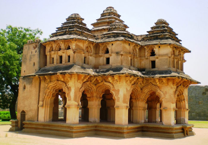 Picture 5 of Architectural ensemble at Hampi - India