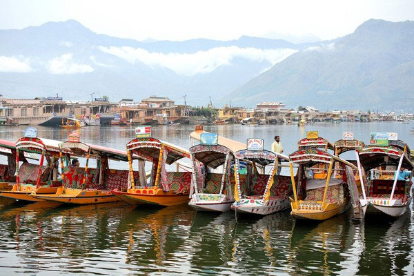 Picture 8 of Around the world through