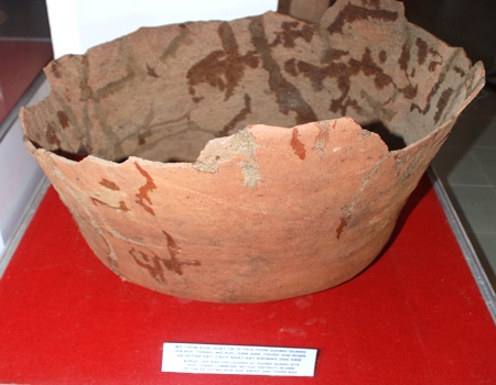 Picture 2 of Artifacts thousand years of Sa Huynh culture