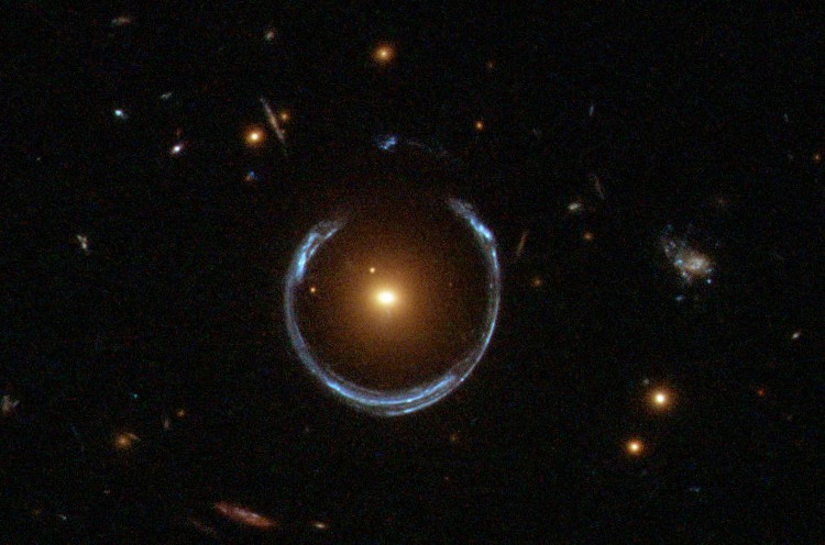 Picture 1 of Artificial intelligence found 56 new attractive lens candidates