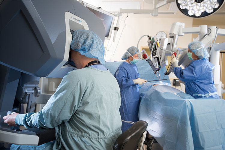 Picture 1 of Artificial intelligence robot supports surgery