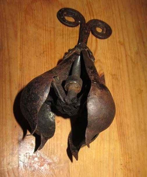 Picture 6 of Assuring a punishment for adultery women in ancient times