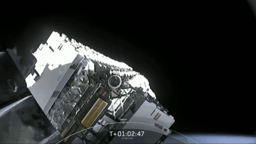 Picture 4 of Astronomers worry: SpaceX's satellite array can ruin the night sky