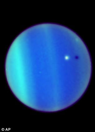 Picture 3 of Aurora on Uranus