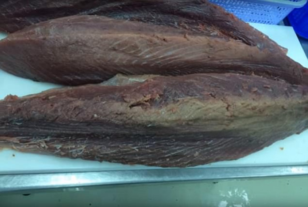Picture 1 of Australia is alert to tuna freshened with Carbon Monoxide