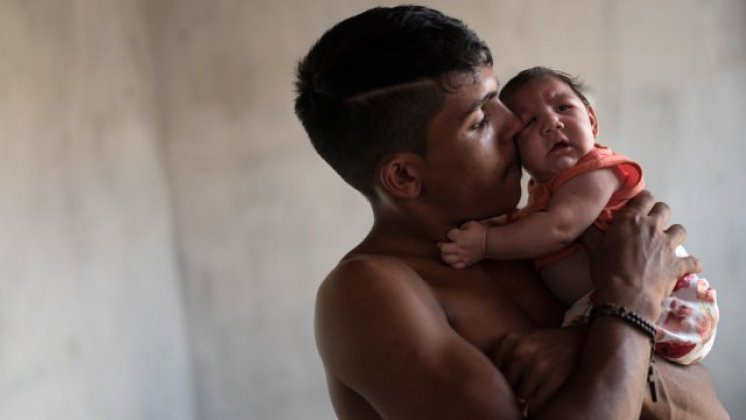 Picture 2 of Avoid kissing, abstinence to prevent Zika virus