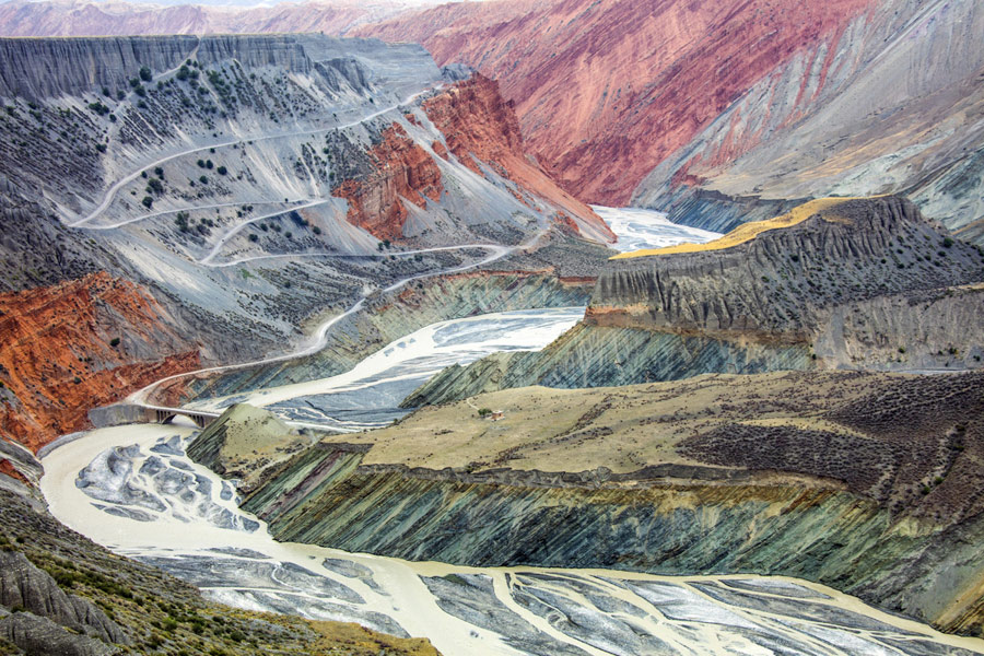 Picture 8 of Award-winning photos of National Geographic Photo Contest 2015