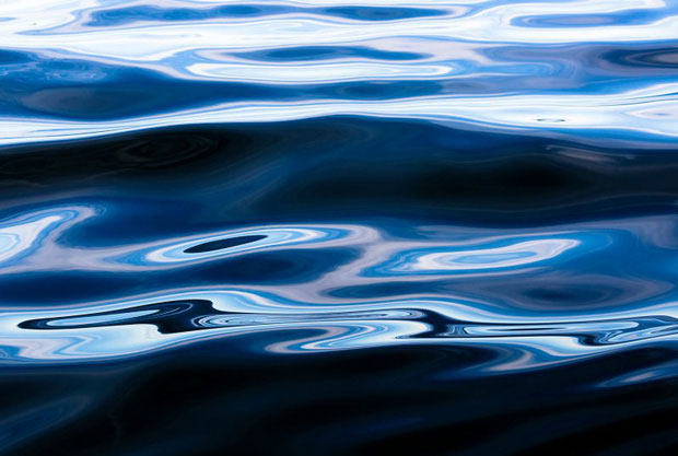 Picture 3 of Back to the old values: 'Classic Blue' - Classic Blue is officially the color of 2020