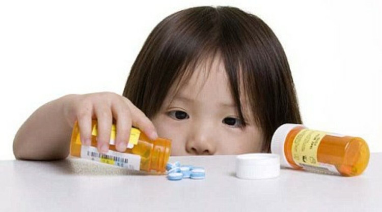 Picture 2 of Bad habits of parents hurt the liver and kidneys, endanger children