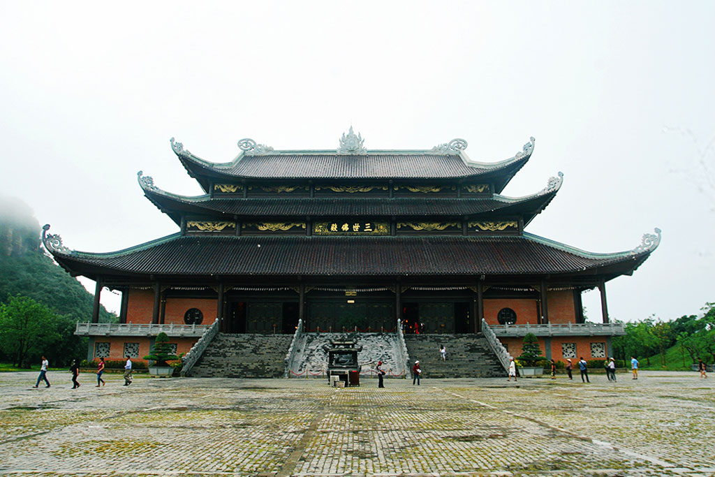 Picture 10 of Bai Dinh Pagoda - The temple has the most record in Vietnam