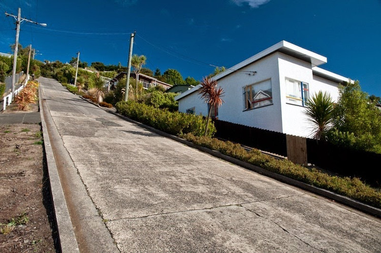 Picture 4 of Baldwin - The steepest street on the planet