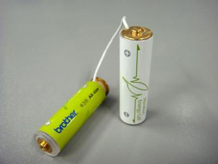 Picture 1 of Battery charged by shaking hands